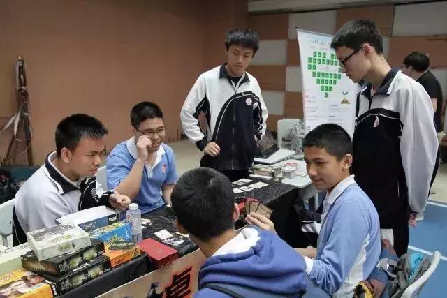 深圳红岭中学有几个校区,深圳红岭中学有多厉害