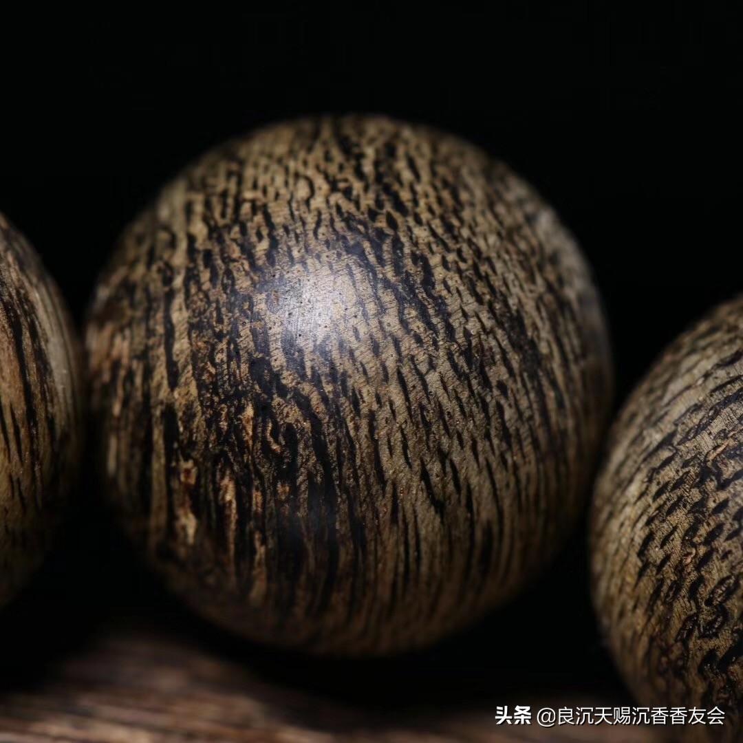 市面上买沉香手串应该去哪里,沉香手串选购真的有技巧吗