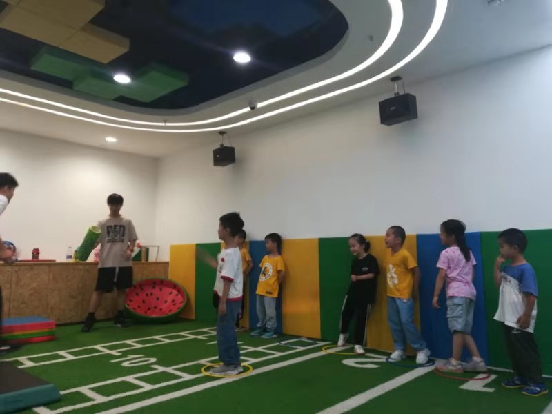 孩子运动能力差选什么兴趣特长,孩子喜欢运动该如何培养特长