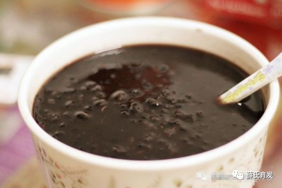 乌须黑发最有效的食疗方,白发怎么食疗能变黑发