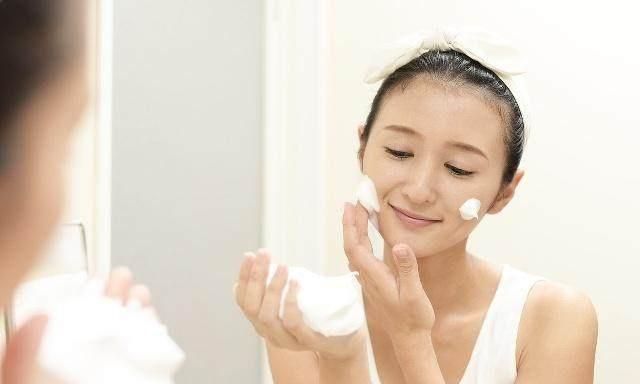 30后女性补水效果好的护肤品,天气丹水妍套盒适合什么年龄