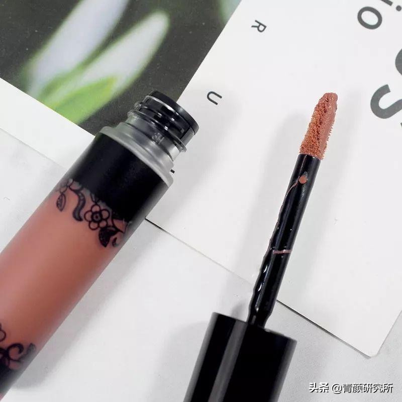 年末爱用大分享！质地与颜值并存，这7款平价口红，不吃土也能美