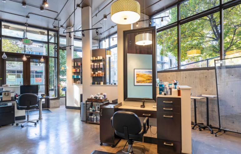 西雅图本图的漂亮小门面，新，精致