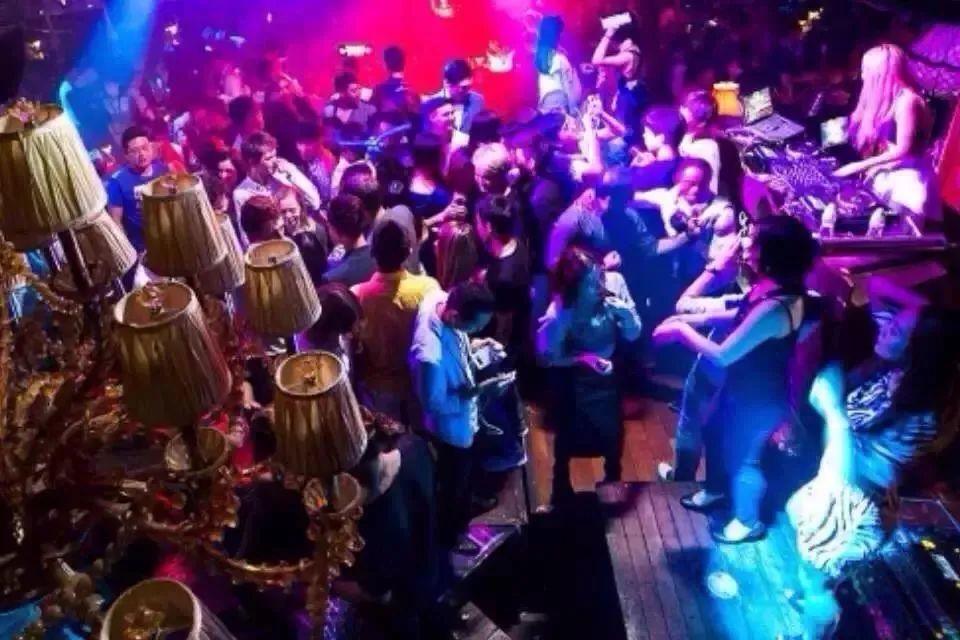 工体地铁站何时开通,地铁4号线工体