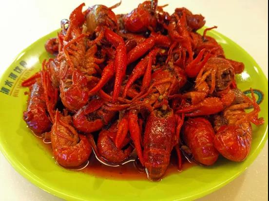 四川超级大学！坐拥15大网红餐厅，中央空调、电梯、免费网络全覆盖！