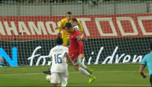 c罗最新假摔,c罗为什么热衷于假摔