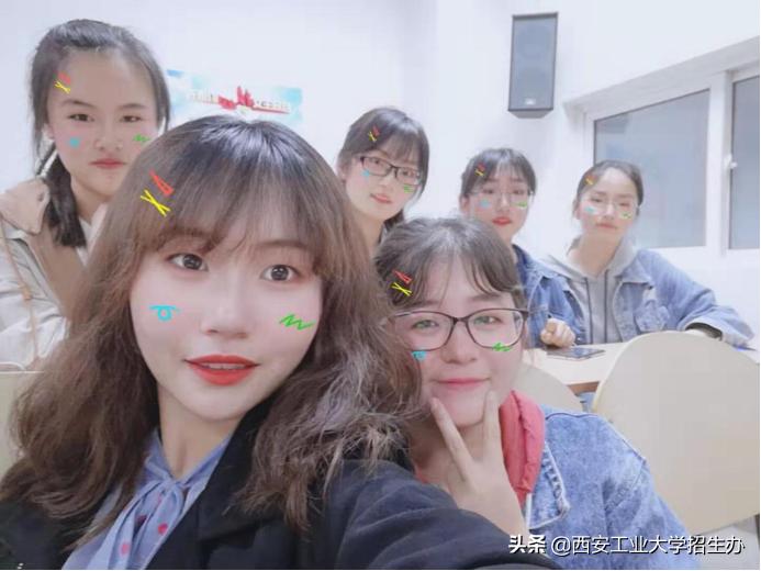 陕西6个学霸宿舍火了！个个神仙颜值，还都来自同一所大学