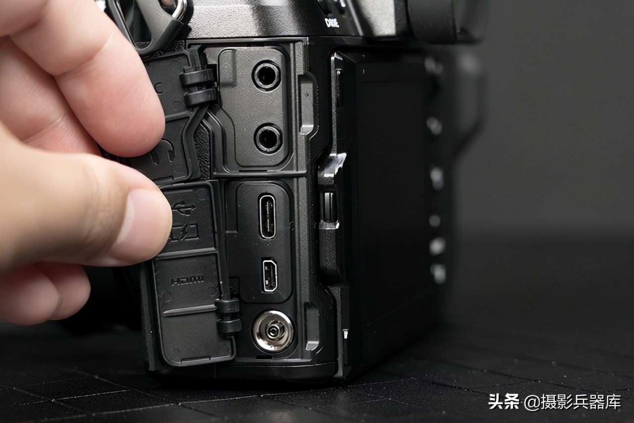 富士gfx50smarkii样张,富士gfx50s2防抖