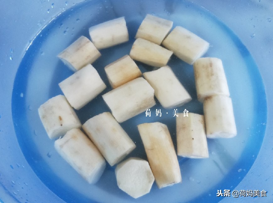 为什么炖的鸭子肉偏红,为什么炖的鸭子有股味道