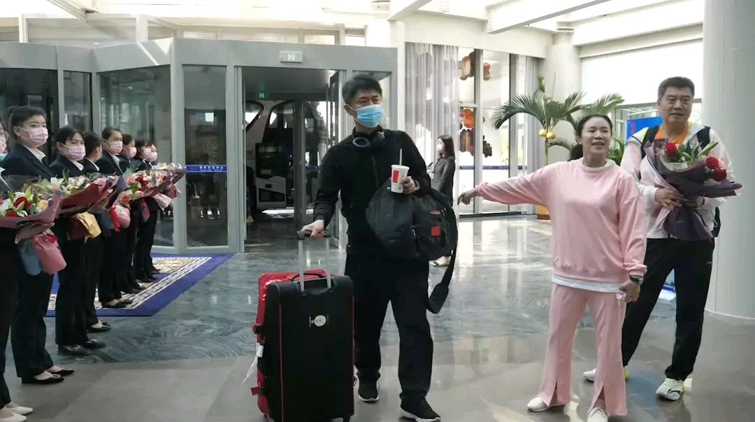 马琳担任孙颖莎教练陈梦处境怎样,孙颖莎和陈梦乒乓球决赛教练