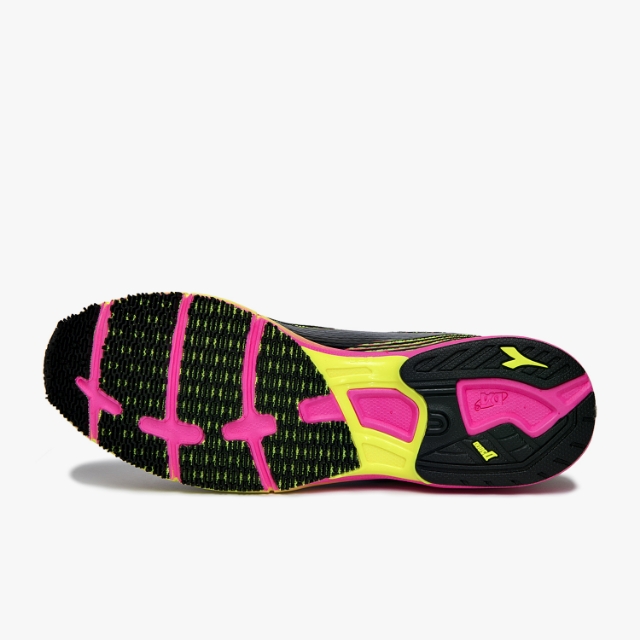 迪亚多纳厚底跑鞋,迪亚多纳男跑鞋