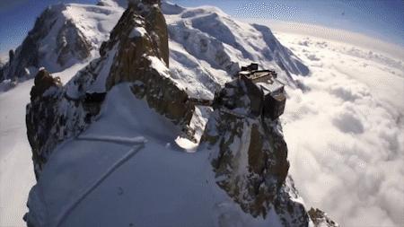 被推上风口浪尖的翼装飞行，你对它的误解有多深？