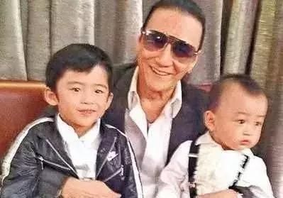 谢贤83岁专辑,谢贤82岁视频