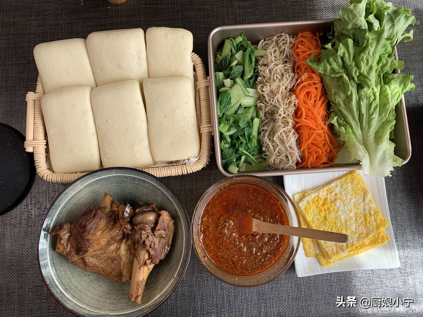 小吃摆地摊加盟排行榜最火爆的,现在摆地摊做什么小吃最火爆