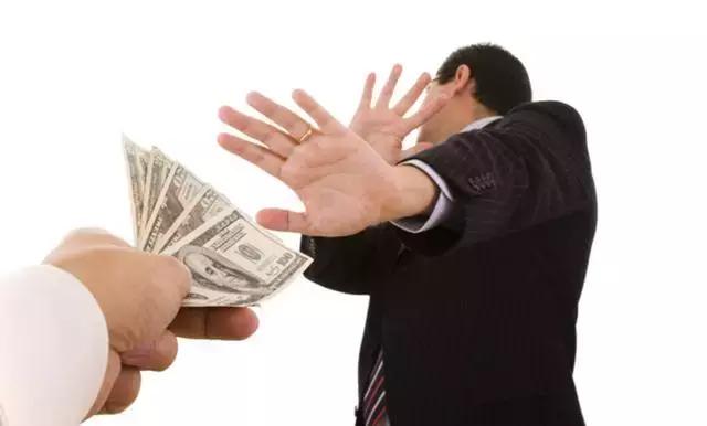 成都小甜甜弱爆啦，乌克兰美女直接来成都龙湾码头“抢”男人