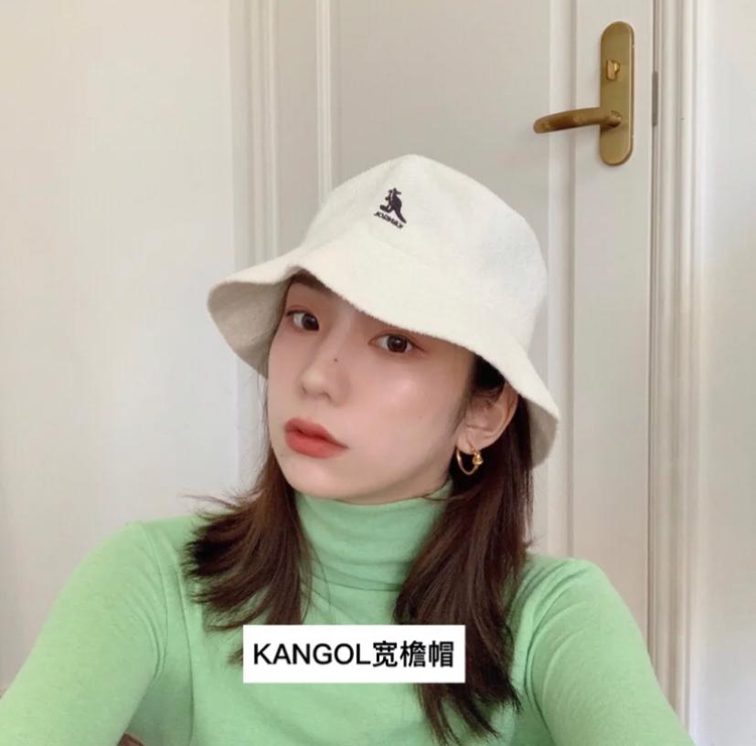 棒球帽白色和黑色帽子哪个显脸小,帽子大头围大脸显脸小