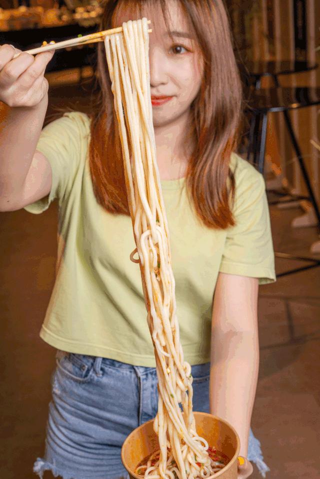 陆家嘴夜市小吃一条街,上海陆家嘴的小吃街