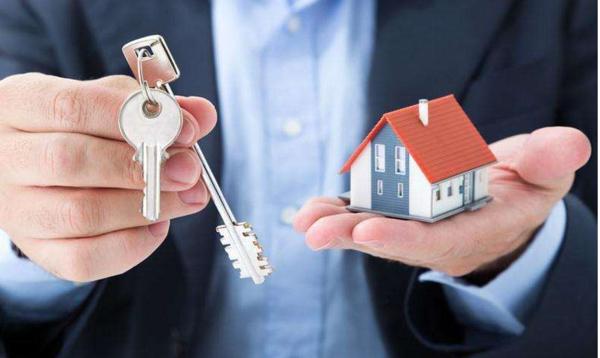 1梯2户和2梯2户哪个好,2梯4户对比一梯两户