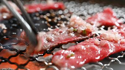 这家烤肉巨头新店开业就“爆店”!现在还能免费吃肉,这也太棒了