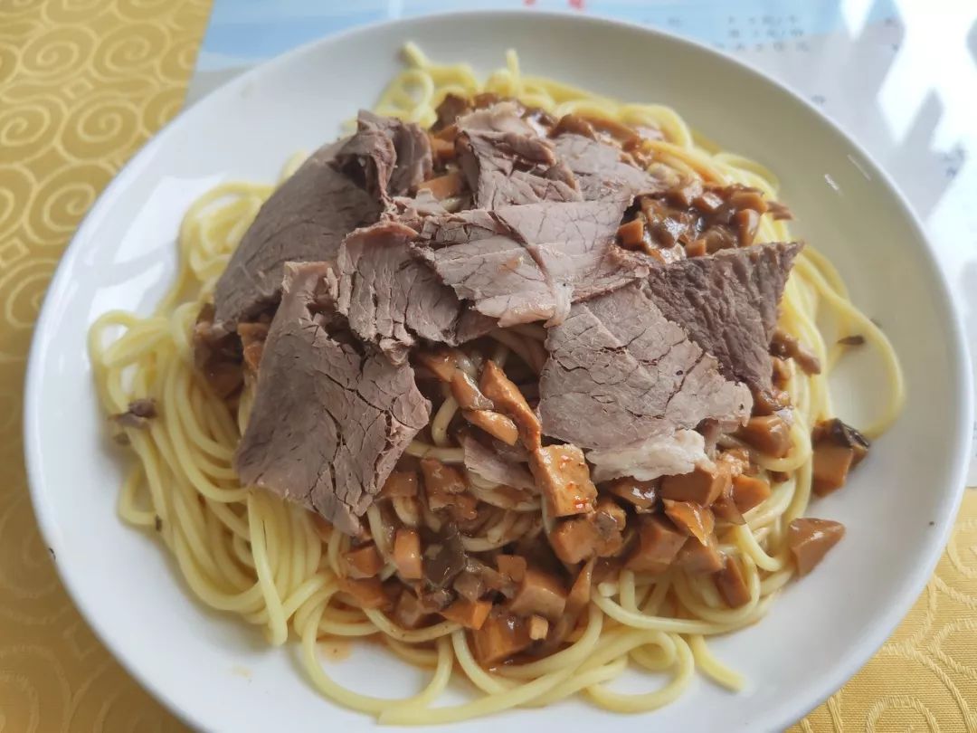 兰州不清真的牛肉面有哪些,甘肃兰州牛肉面