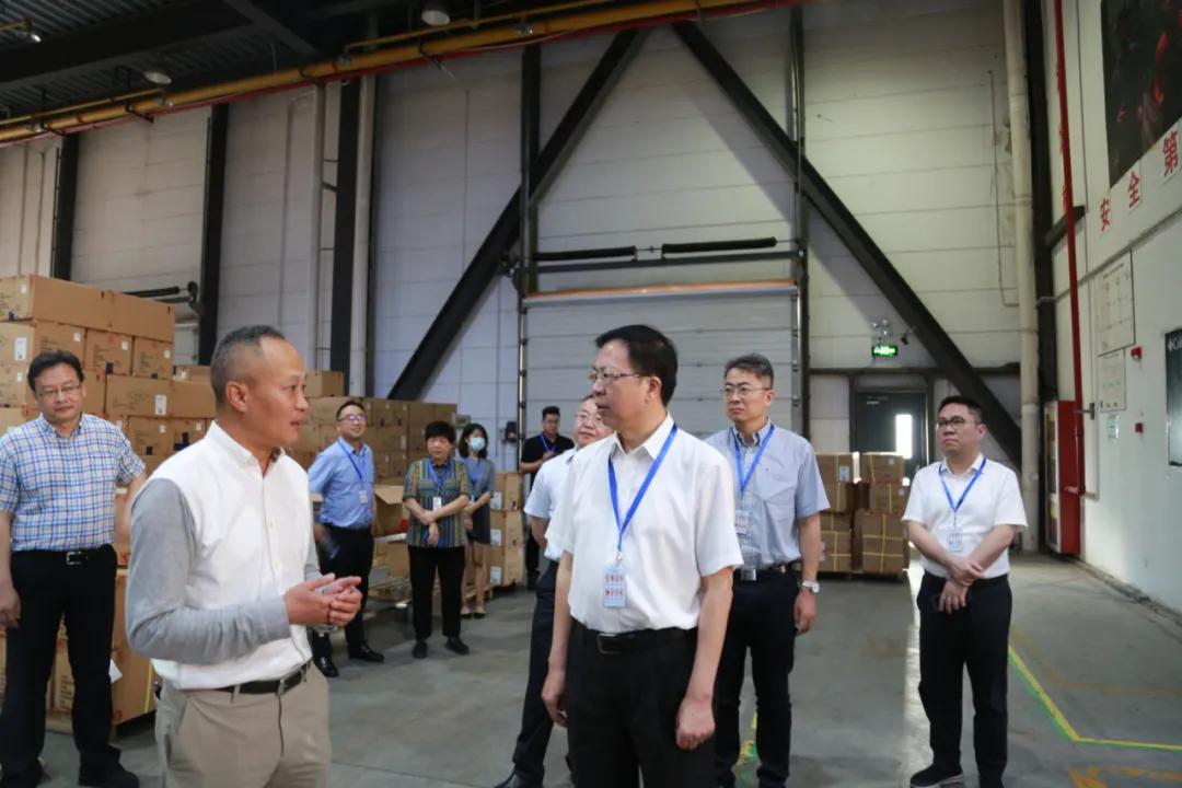 春节前走访慰问部队军民鱼水情深,新春走基层慰问官兵