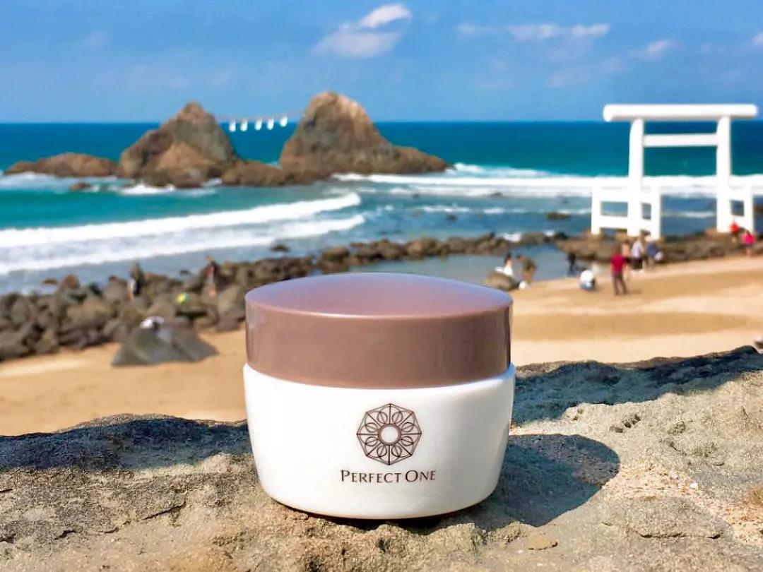 油皮秋冬季节精华面霜推荐,男士秋冬面霜公认好用推荐