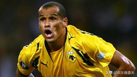 足坛十大任意球大师,足坛中的十大任意球
