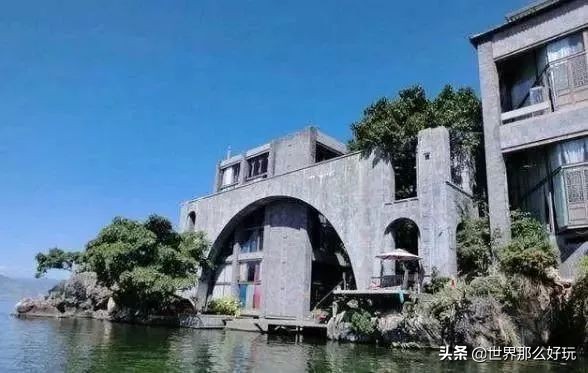 洱海杨丽萍月亮宫违章建筑,大理洱海月亮宫拆除