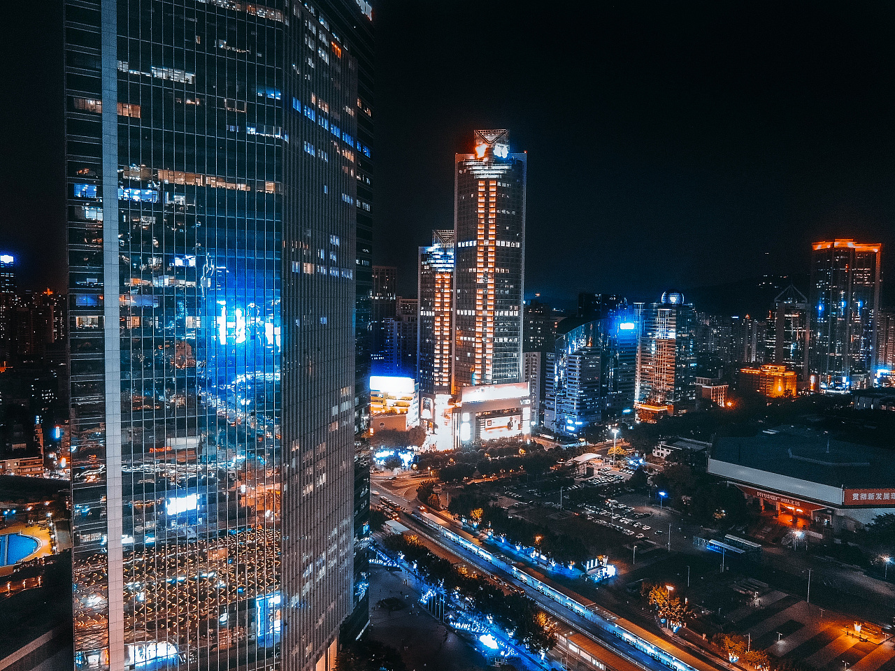 美国芝加哥vs中国芝加哥,中国深圳vs美国芝加哥