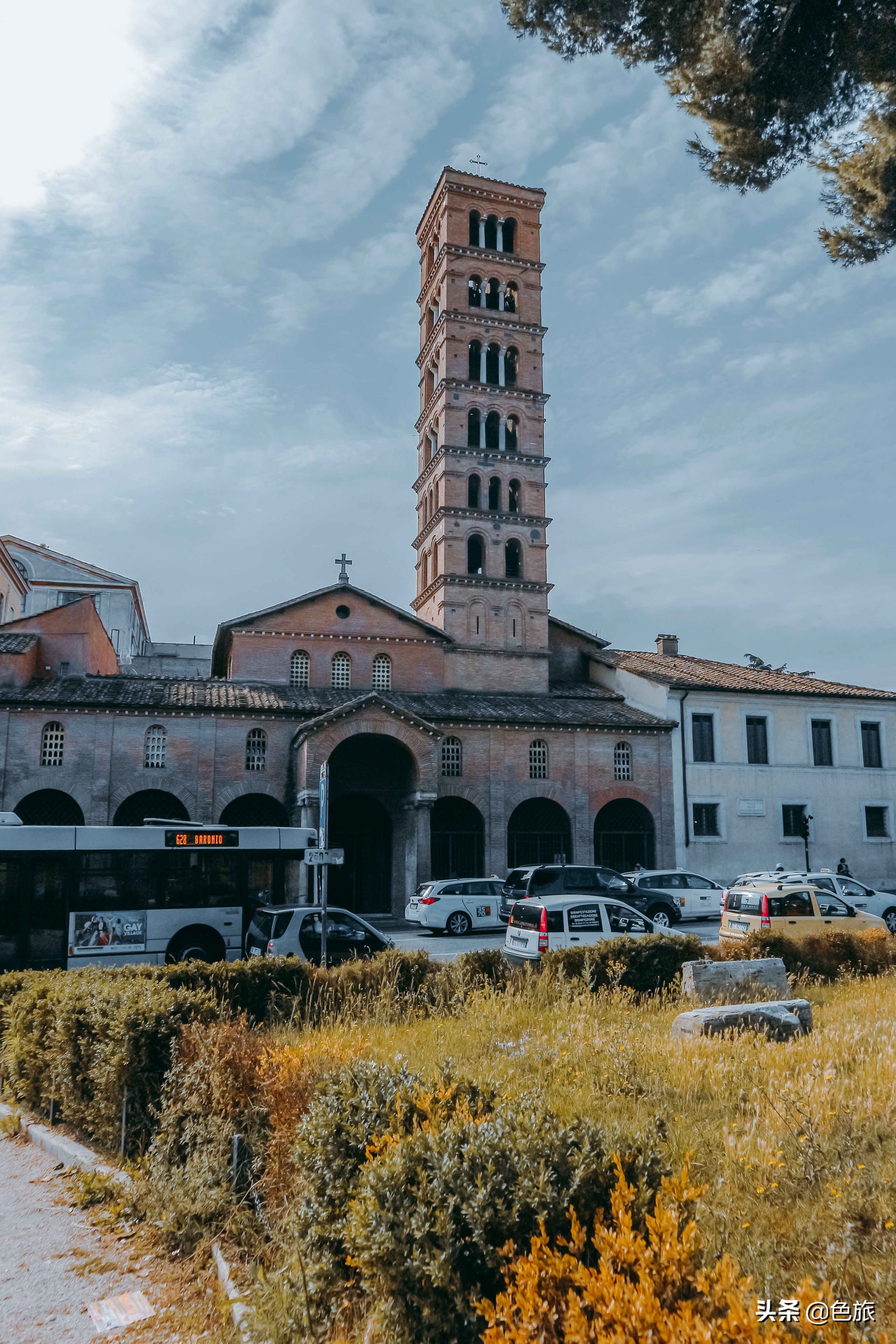 跟随赫本的脚步重温罗马假日,跟着赫本的脚步来到了罗马