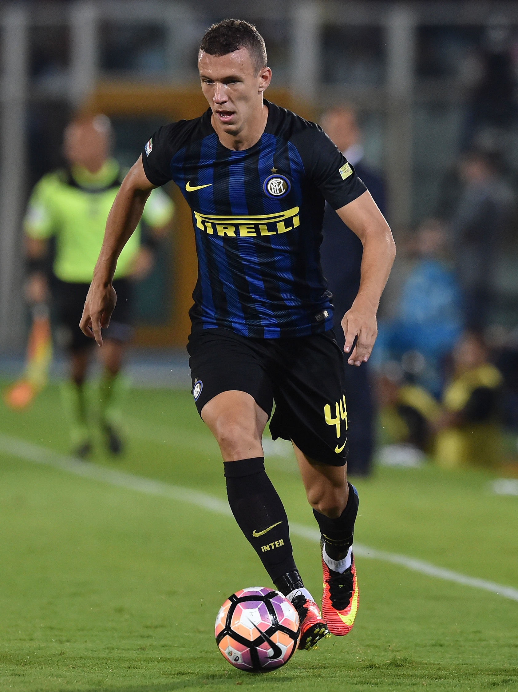 国际米兰2002赛季图片,意甲国际米兰高清图片