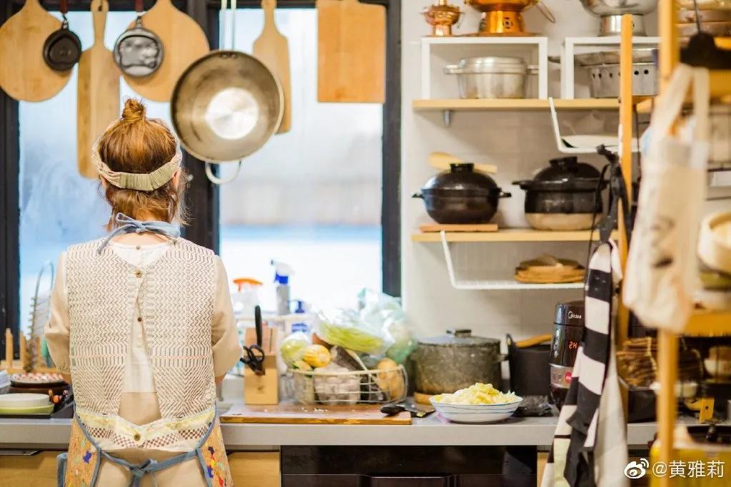 黄雅莉真实生活,黄雅莉的生活值不值得羡慕