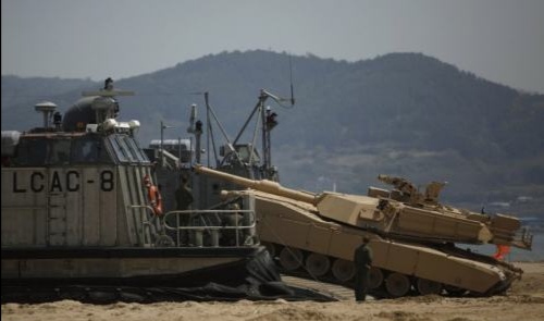 野牛登陆艇加速推进“两栖闪电战”，浅谈野牛级登陆艇的作战能力