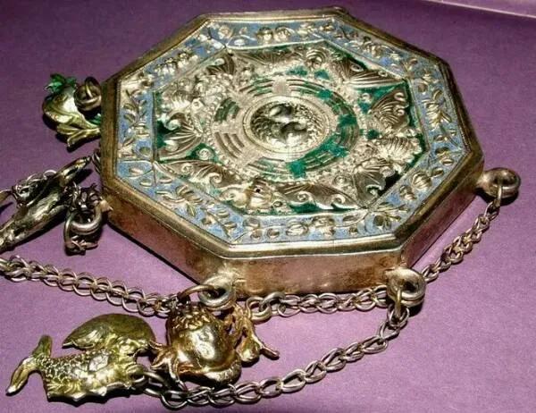 珐琅古法长命锁,最贵的古代银锁