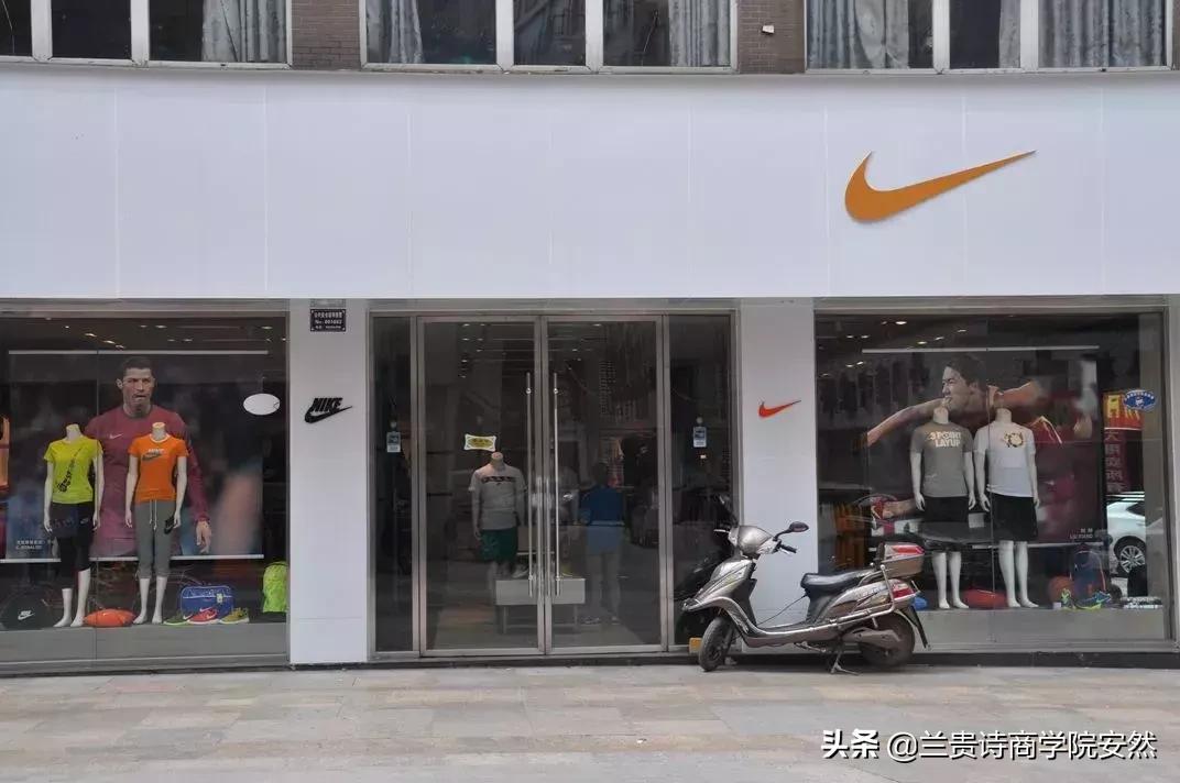 兰贵诗商学院:只要在招牌上加这几个字,实体店生意立马翻倍(下)