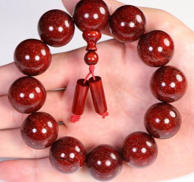 小叶紫檀盘黑了怎么处理,小叶手串盘黑了怎么恢复