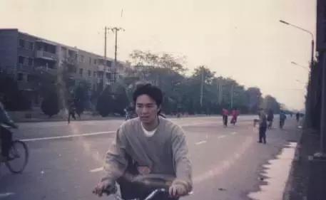 人生如白驹过隙且行且珍惜,人生在世如白驹过隙