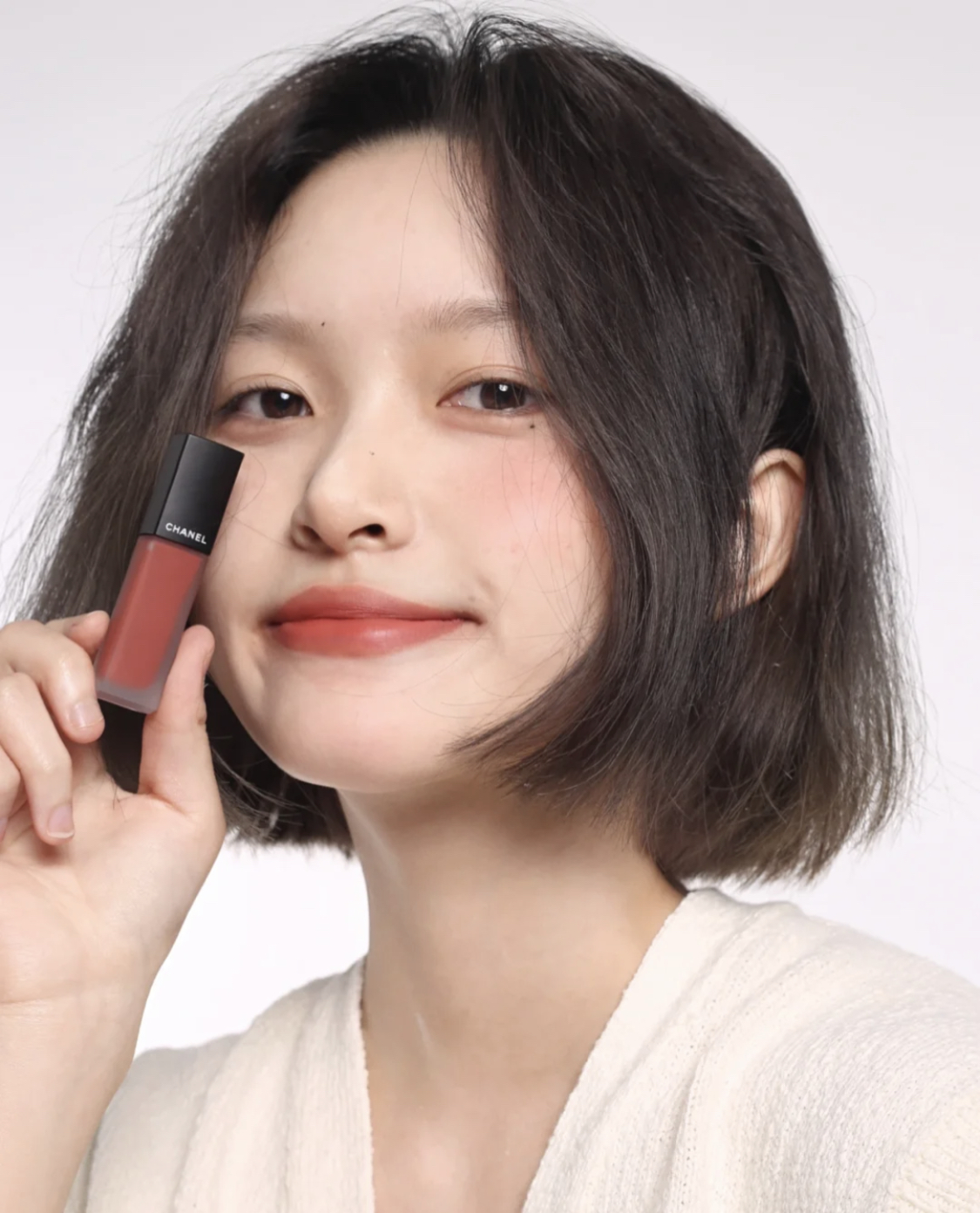 5支合适30岁女人的口红，颜色低调又耐看，素颜涂也显白