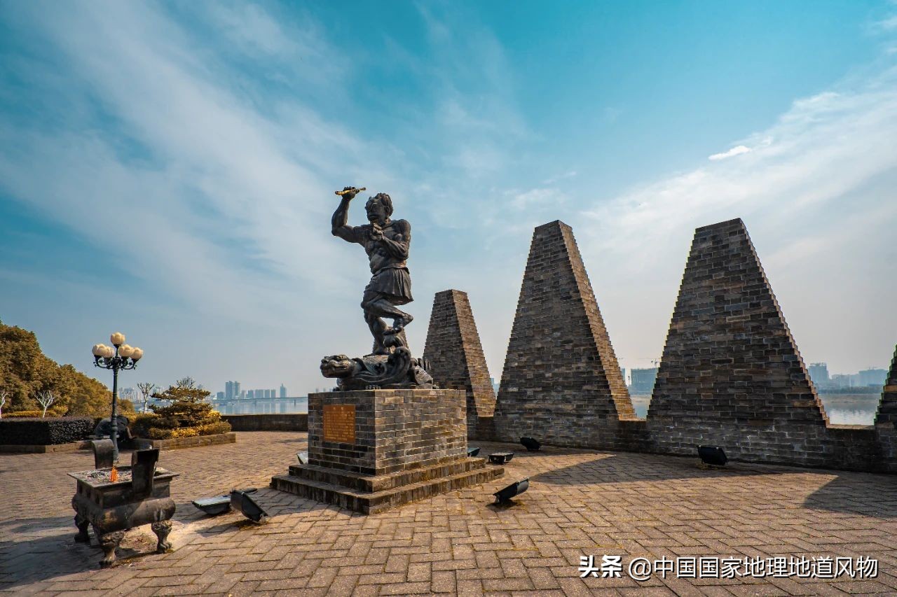 陶渊明笔下的武陵源是张家界吗,常德桃花源陶渊明笔下仙境