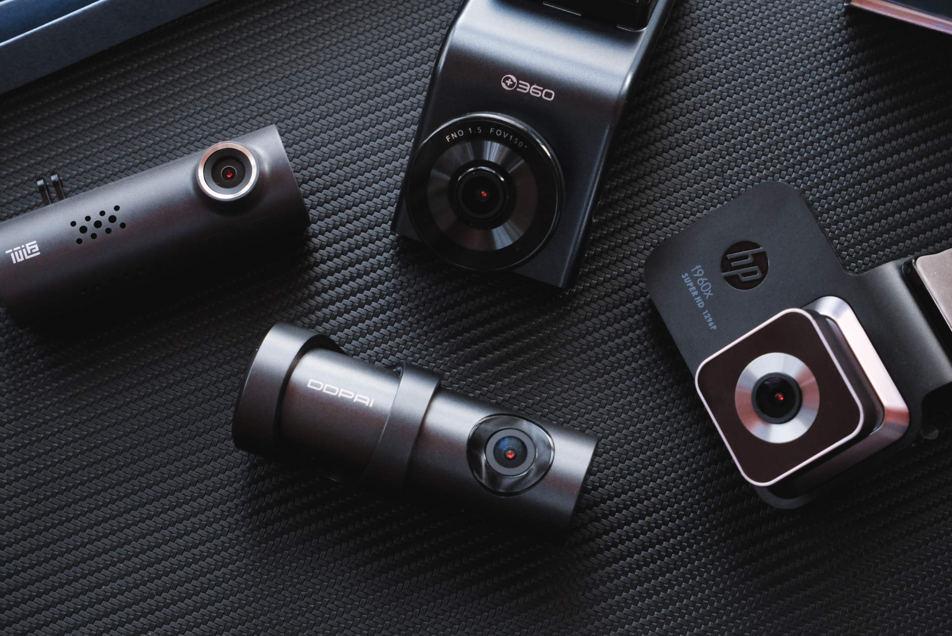 最值得购买的前后双录行车记录仪,什么品牌的全屏行车记录仪最好