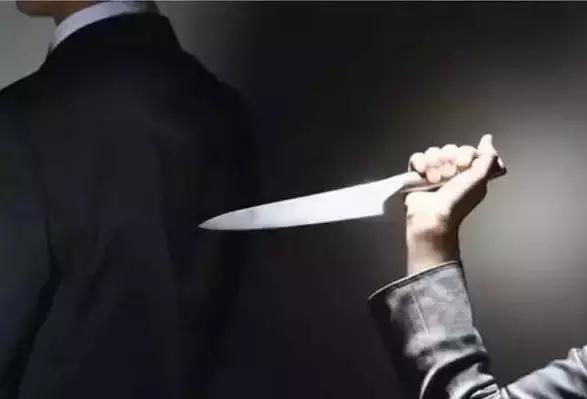 一双球鞋能卖多少万,一双球鞋从1元炒到3万元