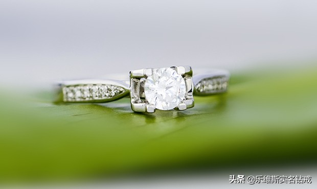 30分钻戒价格多少钱,周六福实体店30分钻戒价目表