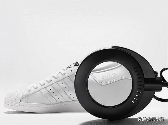 prada阿迪联名款,prada阿迪限量联名