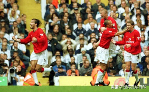 逆境看曼联！五大红魔式翻盘，娃娃脸的他竟参与了两次