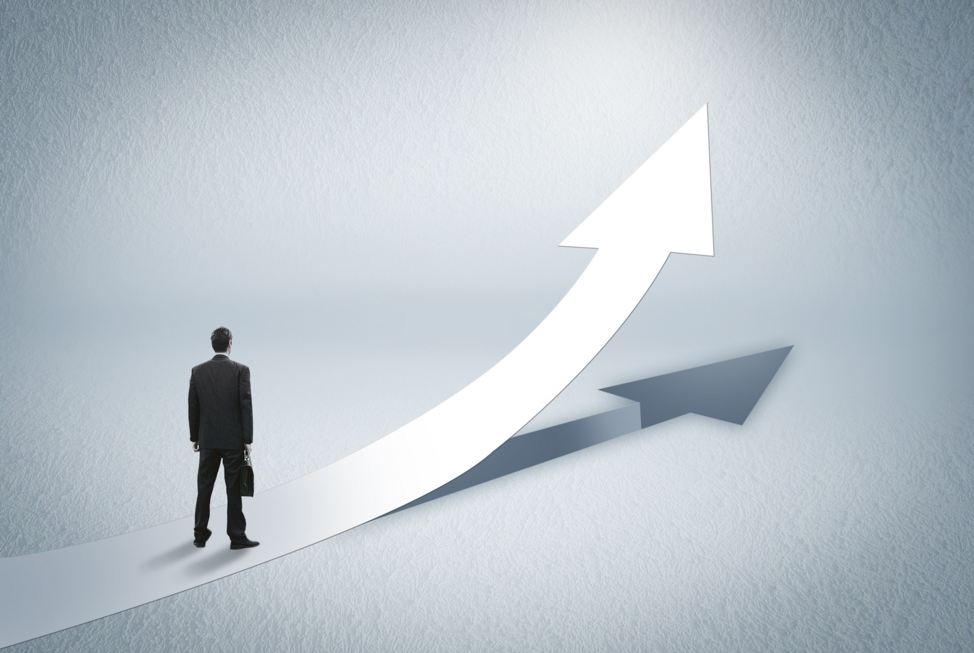 我升职了同事没升职怎么劝告,领导答应升职加薪却迟迟不落实