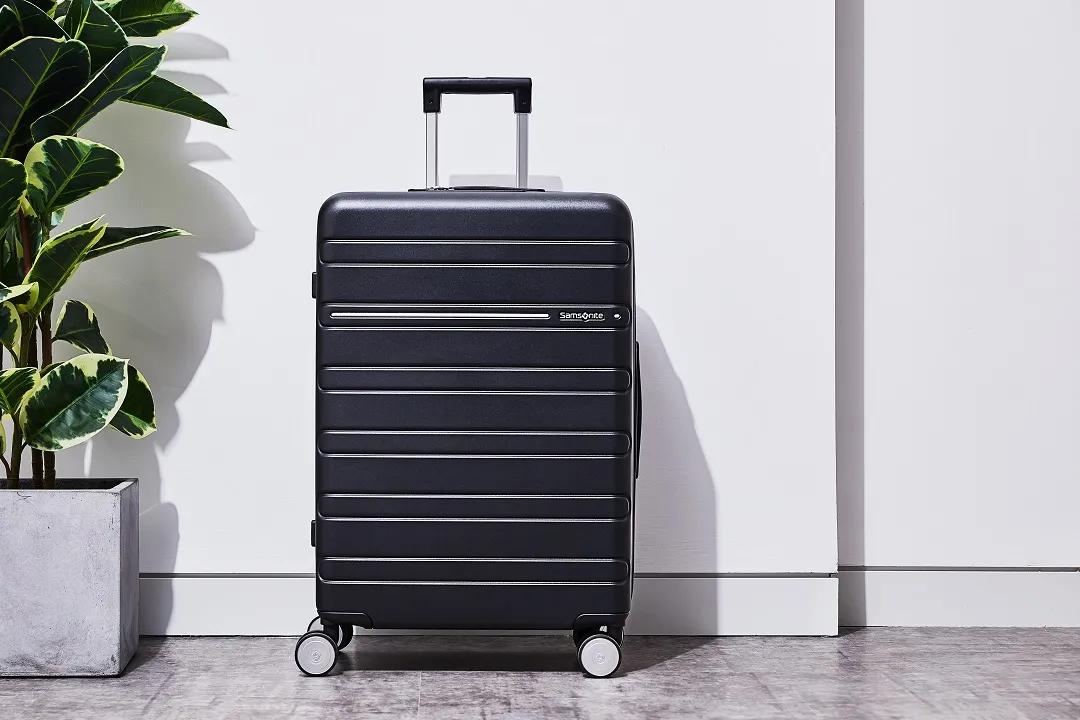 新秀丽旅行箱直播卖货,新秀丽智能商务行李箱