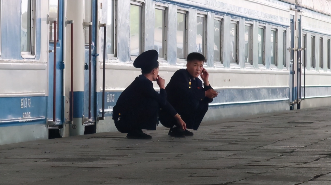 朝鲜人需要挣钱吗,朝鲜人收入不高怎么买东西