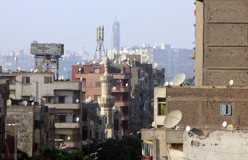 赛场上乒乓成绩倒数第一，连球都发不过去，却赢得了中国人的掌声