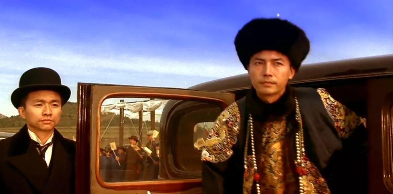 演员尊龙的近况,尊龙自带贵气风度翩翩