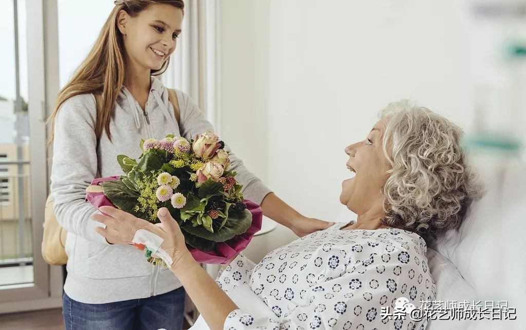 花店常见鲜花搭配,花店每月购花的技巧